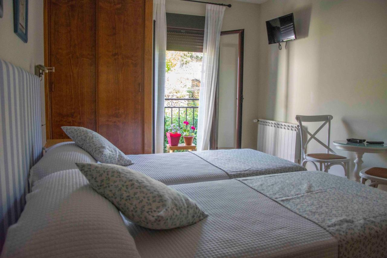 Casa Rural Fuente El Boticario Aldeanueva de la Vera Bagian luar foto